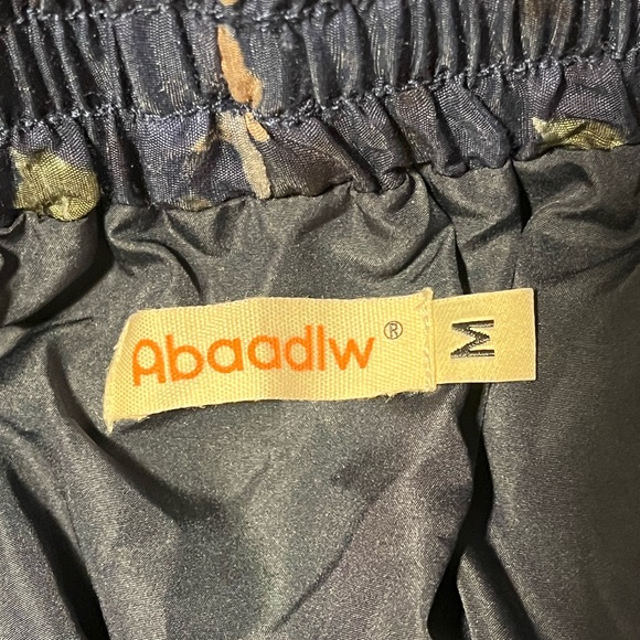 NWT Abaadlw Navy Blue Floral Skirt sz M - Picture 5 of 8